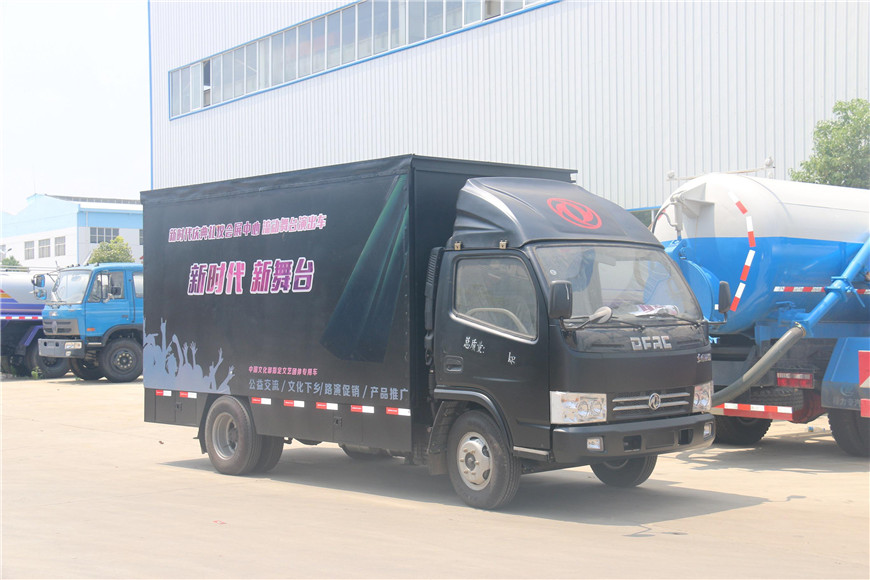 东风锐铃30平米流动舞台车